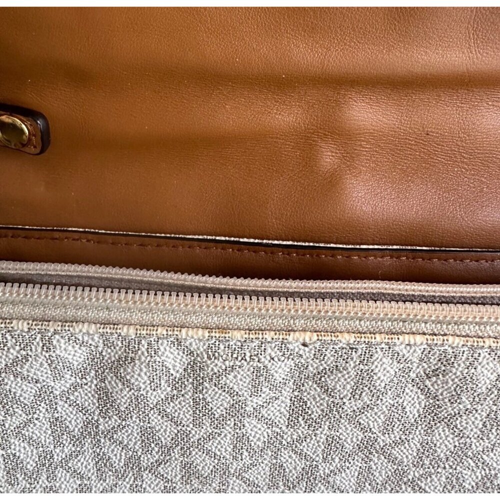 Michael Kors crossbody Beige and Brown Classic MICHAEL Michael Kors Bag - Picture 11 of 12